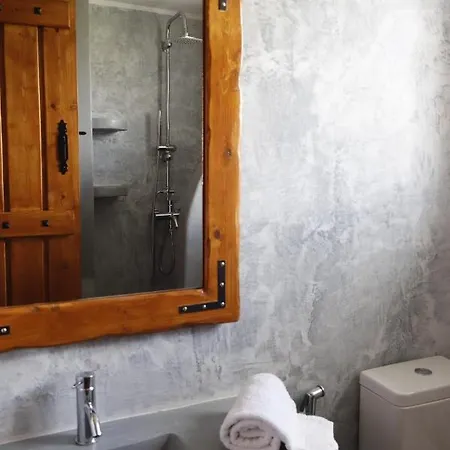 Вилла Kontoudi's House *