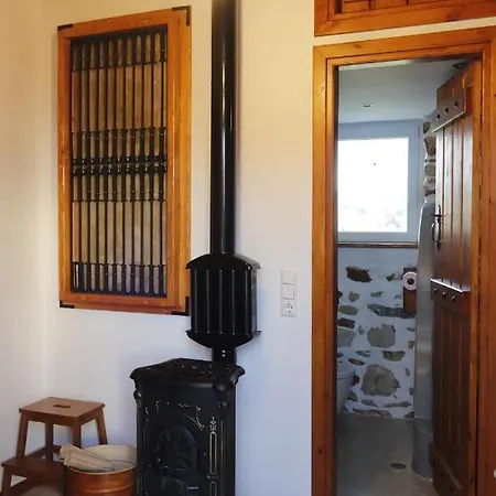 Kontoudi's House Вилла *