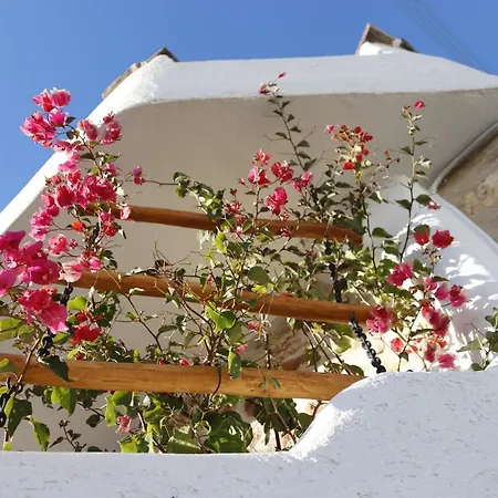 Вилла Kontoudi's House